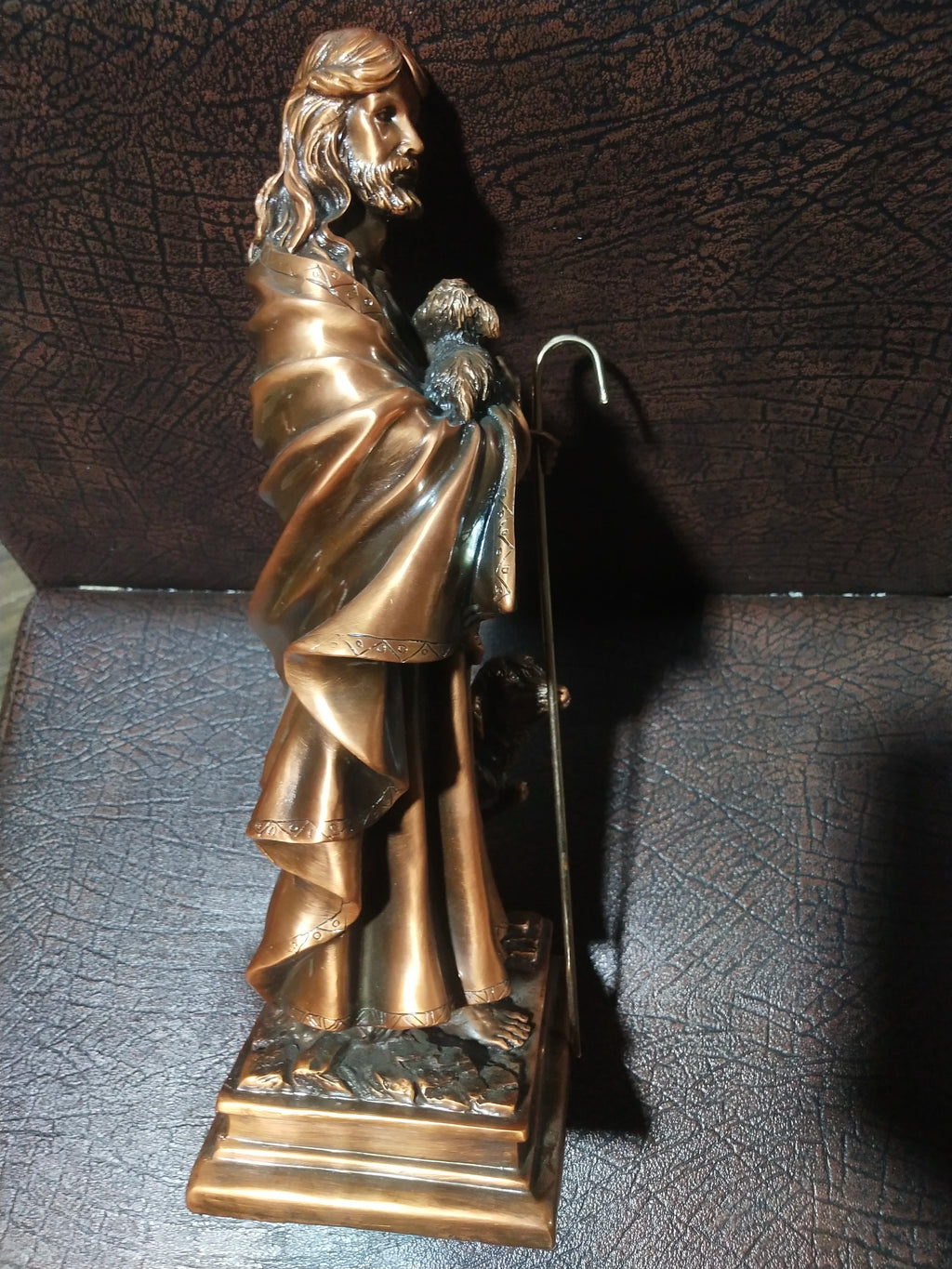 Jesus Statue Alloy Ornament Home Furnishing Holy Decor Catholicism Lord Christ Figurine Lamb of God