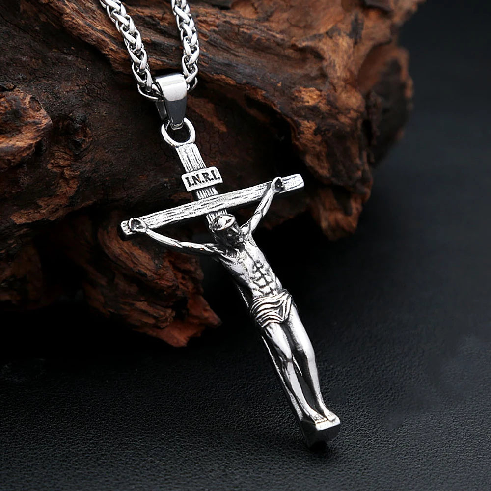Classic Jesus Suffered On The Cross Pendant Necklaces For Men Stainless Steel Christian Amulet Jewelry Fashion Religious Gift