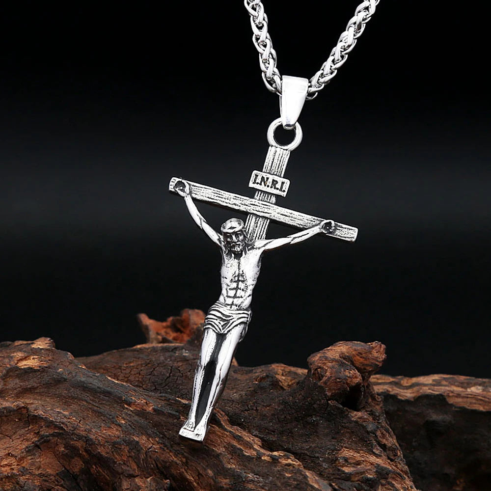 Classic Jesus Suffered On The Cross Pendant Necklaces For Men Stainless Steel Christian Amulet Jewelry Fashion Religious Gift