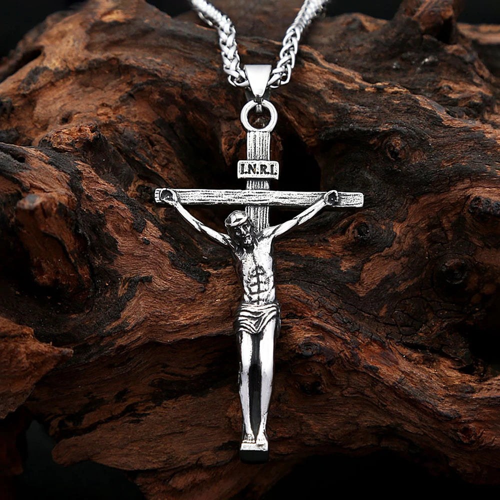 Classic Jesus Suffered On The Cross Pendant Necklaces For Men Stainless Steel Christian Amulet Jewelry Fashion Religious Gift